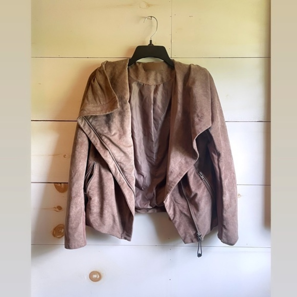 Women’s taupe‎ faux suede moto jacket size Large